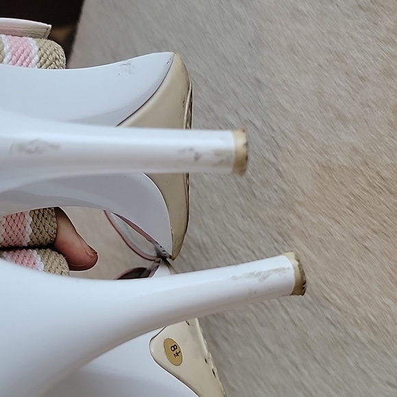 Charles by Charles Davis Heels Size 8.5 - Picture 6 of 9